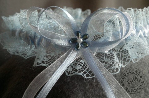 Podvazek 37 mm světle modrý/kytička svatba svatební svatební doplněk svatební dekorace podvazek pro nevěstu saténový podvazek zdobený podvazek dámský podvazek krajkový podvazek 