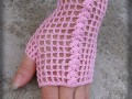 Jednoduché růžové rukavičky
