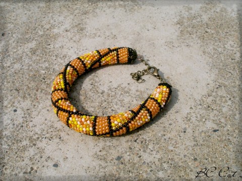 Náramek Stripes - yellow šperk náramek korálky doplněk barva háčkování jaro léto barevný mix dutinka duha vzor směs 