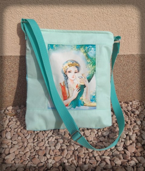 Malá kabelka - Pod maskou radost víla barva kabelky taška fantazie pohádka dívka veselá pestrobarevná děvče rákosí 