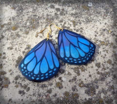 Tlukot motýlích křídel no.1 šperk doplněk náušnice motýl láska motýlek pryskyřice křídlo otakárek monarcha babočka křidélko lehké jako pírko entomologie 