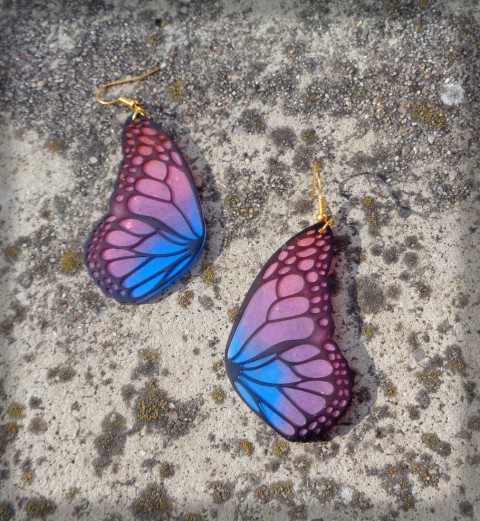 Tlukot motýlích křídel no.4 šperk doplněk náušnice motýl láska motýlek pryskyřice křídlo otakárek monarcha babočka křidélko lehké jako pírko entomologie 