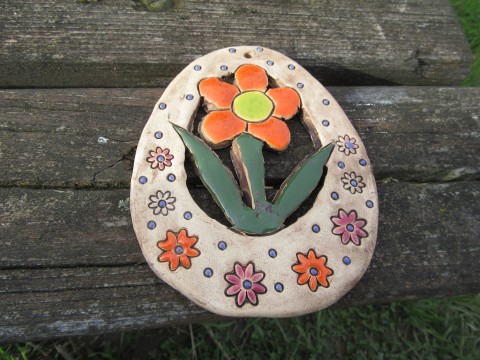 Keramické vajíčko květina keramika věnec květinka květ věneček velikonoce slepice kytička kytka vejce vajíčko slípka slepička 