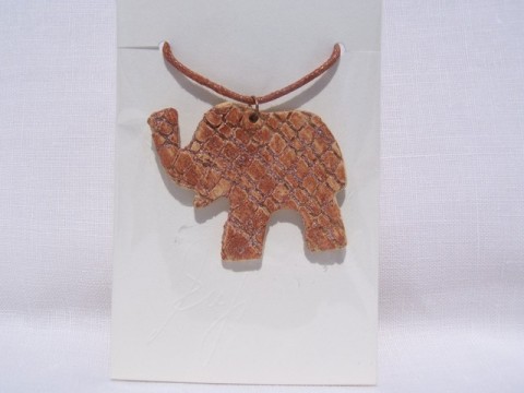 Keramický přívěsek šperk přívěsek slon 