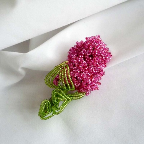 Šeřík růžový...spona do vlasů šperk spona zelená vlasy růžová ozdoba šeřík korálková bez vlasová skleněná 