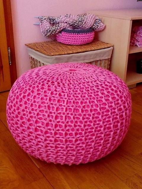 Sladký bobík dětský nábytek podsedák bydlení ružový puf taburetka pouf 