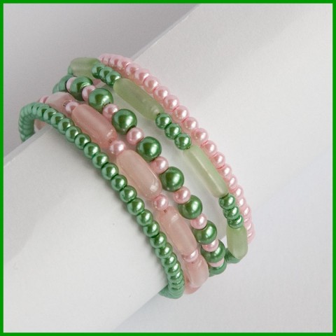 Zeleno růžový 5 nnáramek elegance paměť drát 