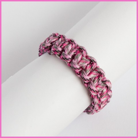 Růžový melír - paracord náramek macramé elegance 
