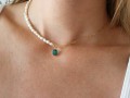 Perlový náhrdelník s brouš. sklem