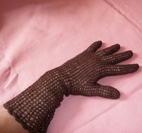 dlouhé háčkované rukavičky romantika vintage starobylé rukavičky 