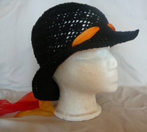černý háčkovaný klobouk voda elegantní romantika léto sluníčko dovolená háčkovaný klobouk pokrývkahlavy černý klobouk letní párty 