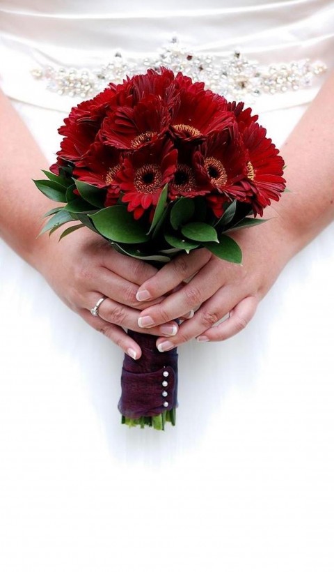 Svatební kytice jako živá KARMEN růže kytka kytice svatební nevěsta gerbery umělá trvalá 