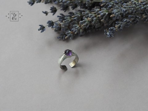 Ametystový prsten šperk prsten fialová žena ametyst patina cínovaný teci čupitová jemný šperk 