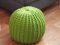Zelený vlněný pletený sedák Puff