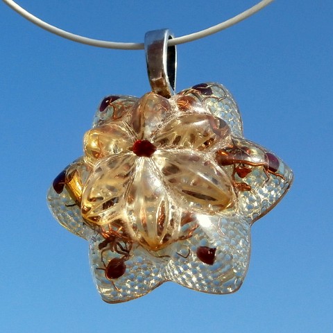 Orgonit *Květ lotosu* šperk křišťál minerály energie drahé kameny osobní orgonit stones.luxusní pendant 