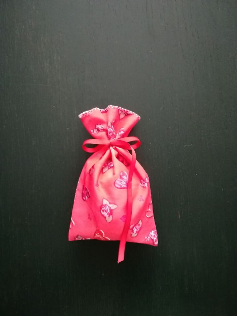 Dárkový pytlíček červený dárek srdíčko srdíčka pytlík velikonoce valentýn andílek valentýnský růžička velikonoční dárkový bavlněný pytlíček andílci látkový valentýnka 