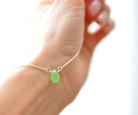 Stříbrný náhrdelník s Jadeitem zelená láska louka jaro léto tráva jadeit love zelený náhrdelník zelený náramek náhrdelník s jadeitem podklady 