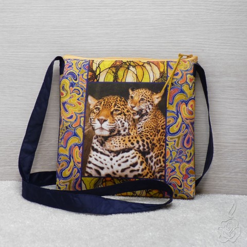 Menší barevná kabelka s jaguáry safari jaguár kabelka s obrázkem barevná kabelka barevná taštička látková kabelka 