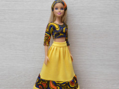 Barevné šatičky pro Barbie