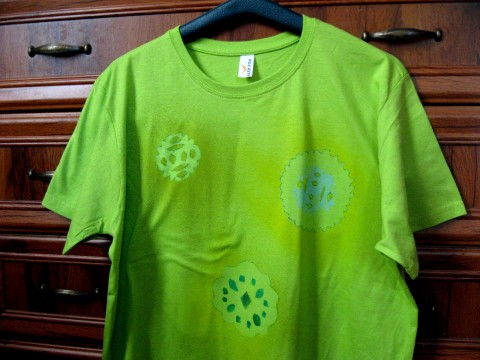 Tričko pistáciová nebo citronová. barevné letní veselé triko zelené tričko potisk krátký rukáv stříkané zelinkavé zelinkavé tričko dlouhé široké větší tričko pro dlouhány 