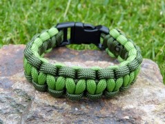 Náramek PARACORD zeleno-zelený