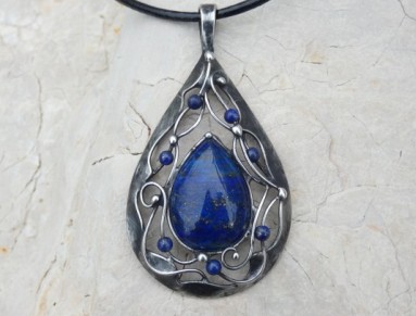 Kapka s lapis lazuli-přívěsek ,cín