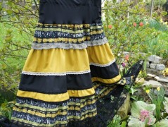 Gypsy sukně v černo hořčicové barvě