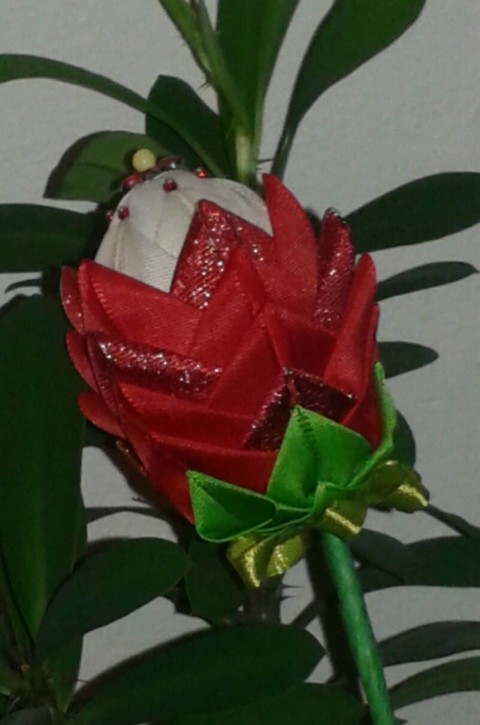 Uzardělý tulipán dekorace dárek patchwork jaro květ falešný ruční práce nešitý 