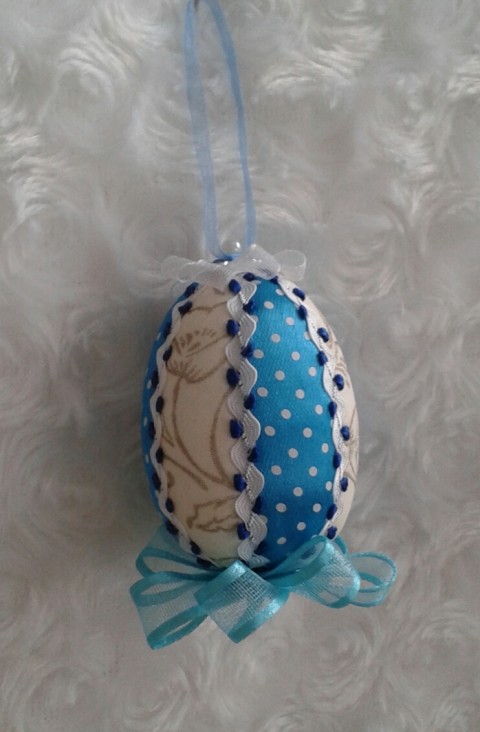 Modré klučičí dekorace dárek patchwork jaro velikonoce vajíčko falešný nešitý 