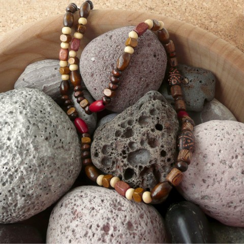 Unisex indiánský náhrdelník SIOUX dřevo dřevěný přírodní meditace eko pánské handmade indiánský pro muže pro pány hnědé korálky šaman šperk pro muže pánský náhrdelník choker dřevěné korále šamanský korále ze dřeva tmavý náhrdelník land-art přírodní náhrdelník indiánské korále sioux indiánské písmo 