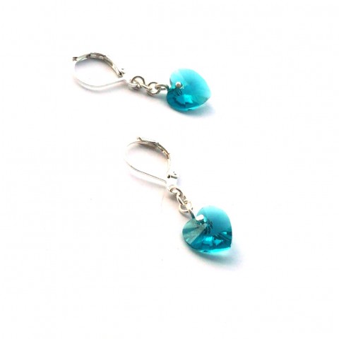 Bluezircon náušnice Swarovski srdce královna srdce modrozelený modrá srdíčko jednoduché láska srdíčka nebe modré tyrkysová swarovski třpyt valentýn krátké tyrkys tyrkysové blue modrozelená obloha ples plesové slavnostní crystal lesklé tyrkysový zářivé drobné třpytivé královské srdcové modř modrozelené blýskavé bál blyštivé srdíčkové královská království trůn 