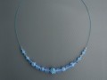 Sv.modrý jednořadý náhrdelník-střed