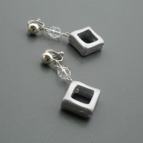 Stříbrnočiré pokovené čtverceklipsy čtverec dárek stříbrný kamínky jednoduché stříbrná čtverečky krátké stříbrné čtvereček čtverce geometrie čtvercové čtverečkové 