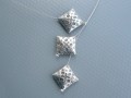 Jednoduchý náhrdelník - čtverce