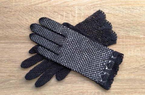 černé háčkované rukavičky krajka rukavičky crochet háčkovaná krajka lace gloves 