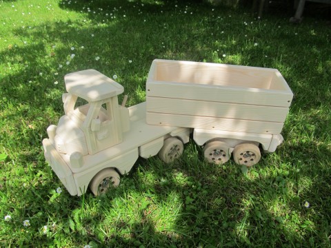 Tahač s přívěsem auto hračka dřevěné auto tahač dřevěná hračka 