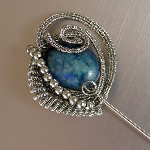 Brož Korina brož jehlice nerez antialergický minerály nerezový drát lapis lazuli nerezová ocel zapichovací špendlík 