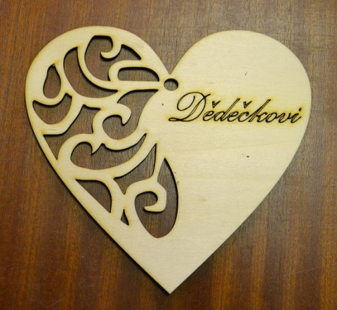 Srdce pro dědečka dřevo dřevěné srdce dekorace srdíčko vyřezávané vyřezávaný dědeček 