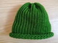 Pletená čepice - trávově zelená