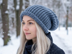 Pletená spadlá čepice (fuchsiová)