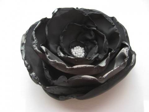 Černá... brož květina černá květ 
