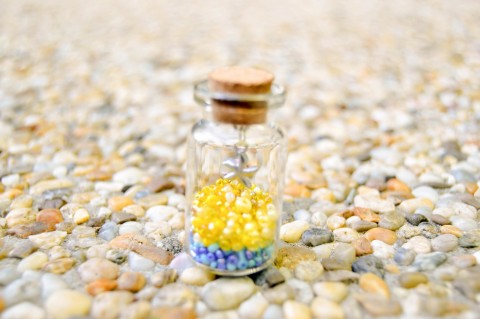 Pláž s kapkou moře - lahvička domov dekorace korálky moře ozdoba modré žluté komponenty mořská hvězdička 