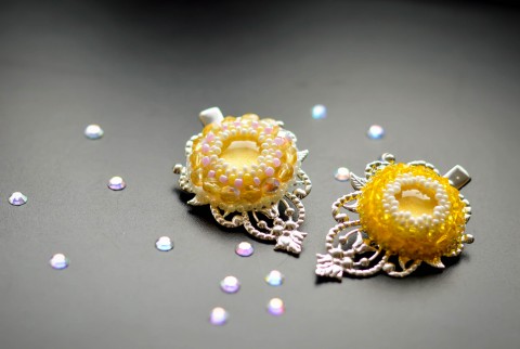 Vlasový šperk - spona do vlasů korálky korálek žlutá žluté žlut 