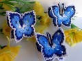Háčkovaný motýlek čyřbarevný- modrý
