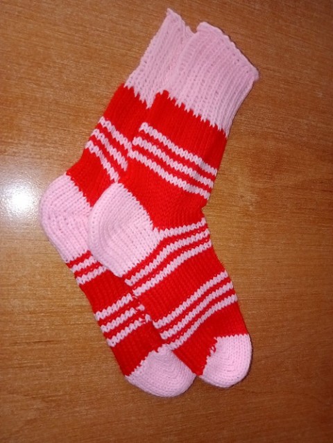 ponožky na nožky-6 dárek děti ponožky nohy teplé ruční práce na spaní dospělé 