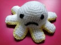 veselá-smutná háčkovaná chobotnice