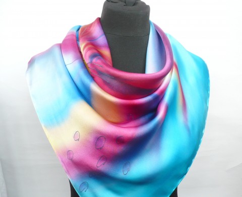 Duhový květ. Luxusní hedvábný šátek hedvábí šátek pestrobarevný vínový malba na hedvábí hedvábný šátek dárek pro ženu luxusní šátek 