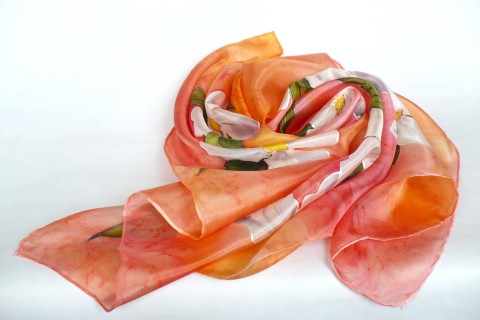 Dobrá nálada. Hedvábný šátek. růžový malovaný hedvábný šátek malba na hedvábí hedvábný šátek lososový dárek pro ženu 