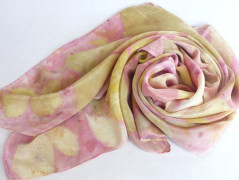 Hedvábný šátek Vivo.