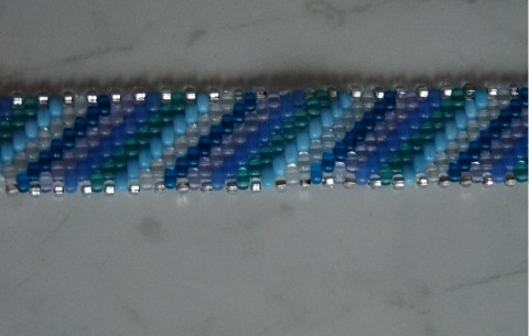 Náramek Isabel náramek korálky modrá sklo proužky tyrkysová čirá mozaika 